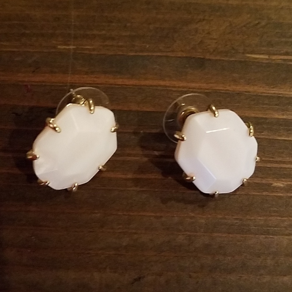 Kendra Scott - large stud earrings, Ivory Pearl